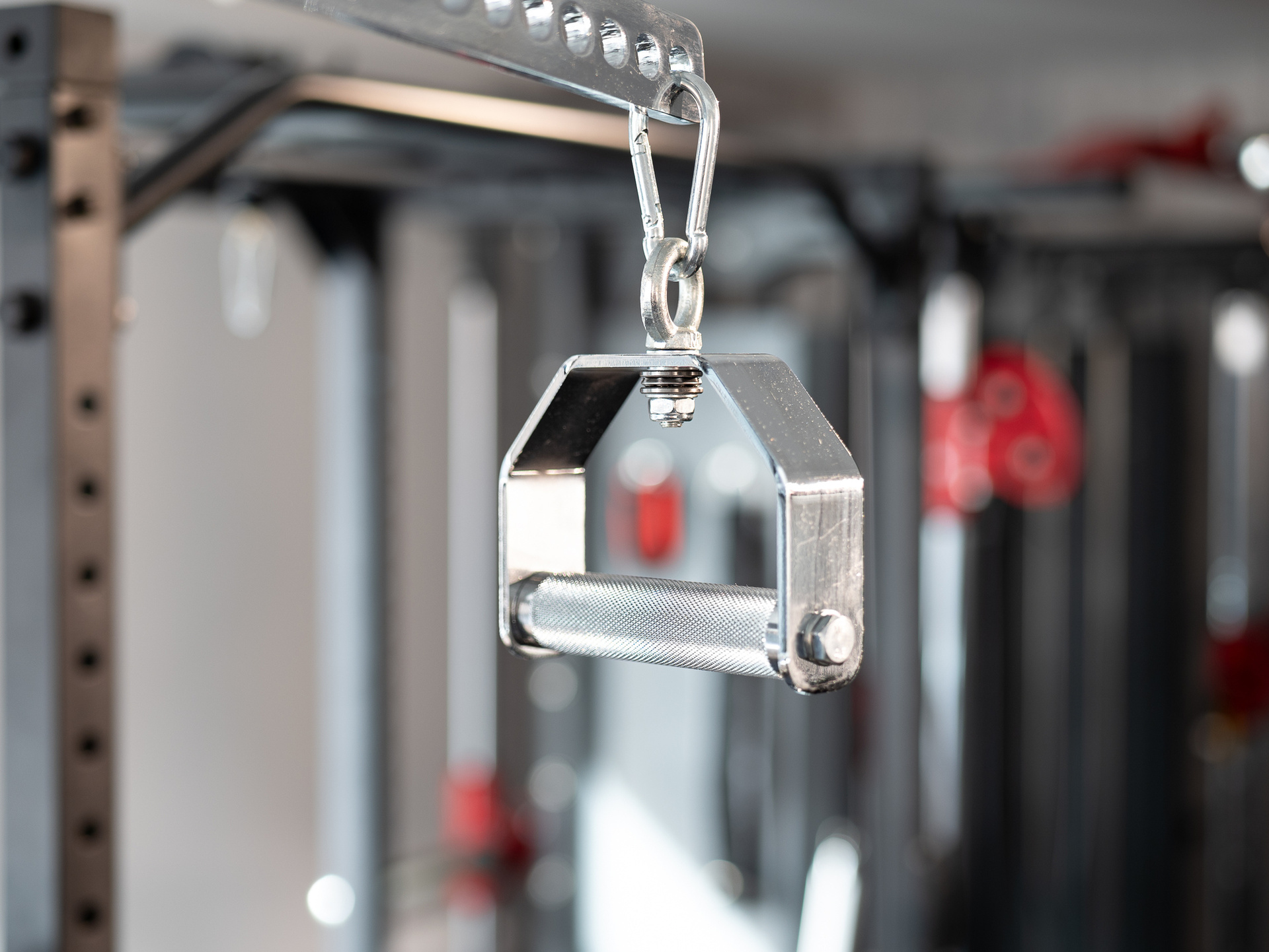 Adjustable Monster Multi-Hook Lat Bar SQMIZE® MB660