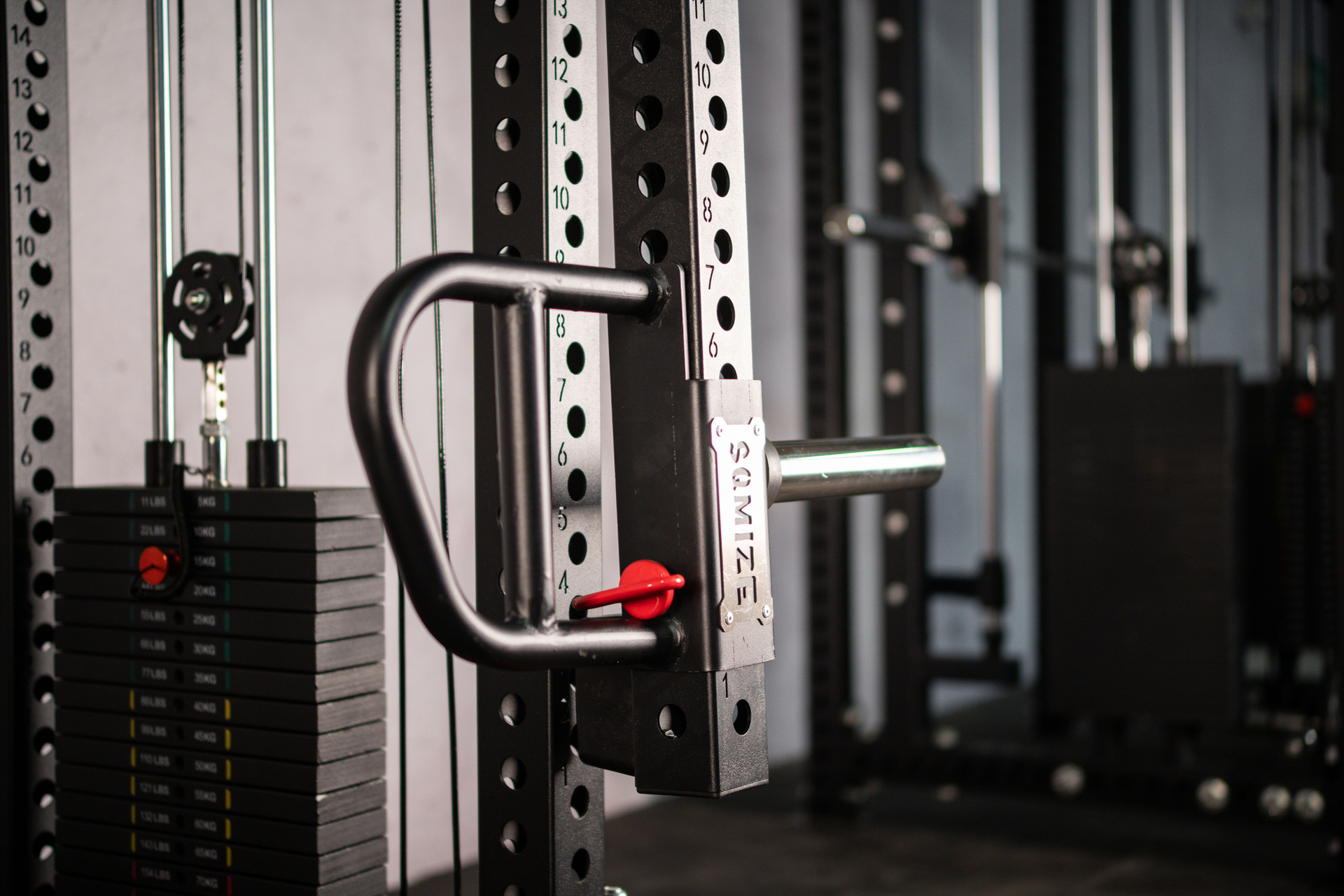 Tri-Power Gym SQMIZE® ELITE CLUB SQ-S955-90, Kabelzugstation, Multipresse & Half Rack, Höhe 238 cm