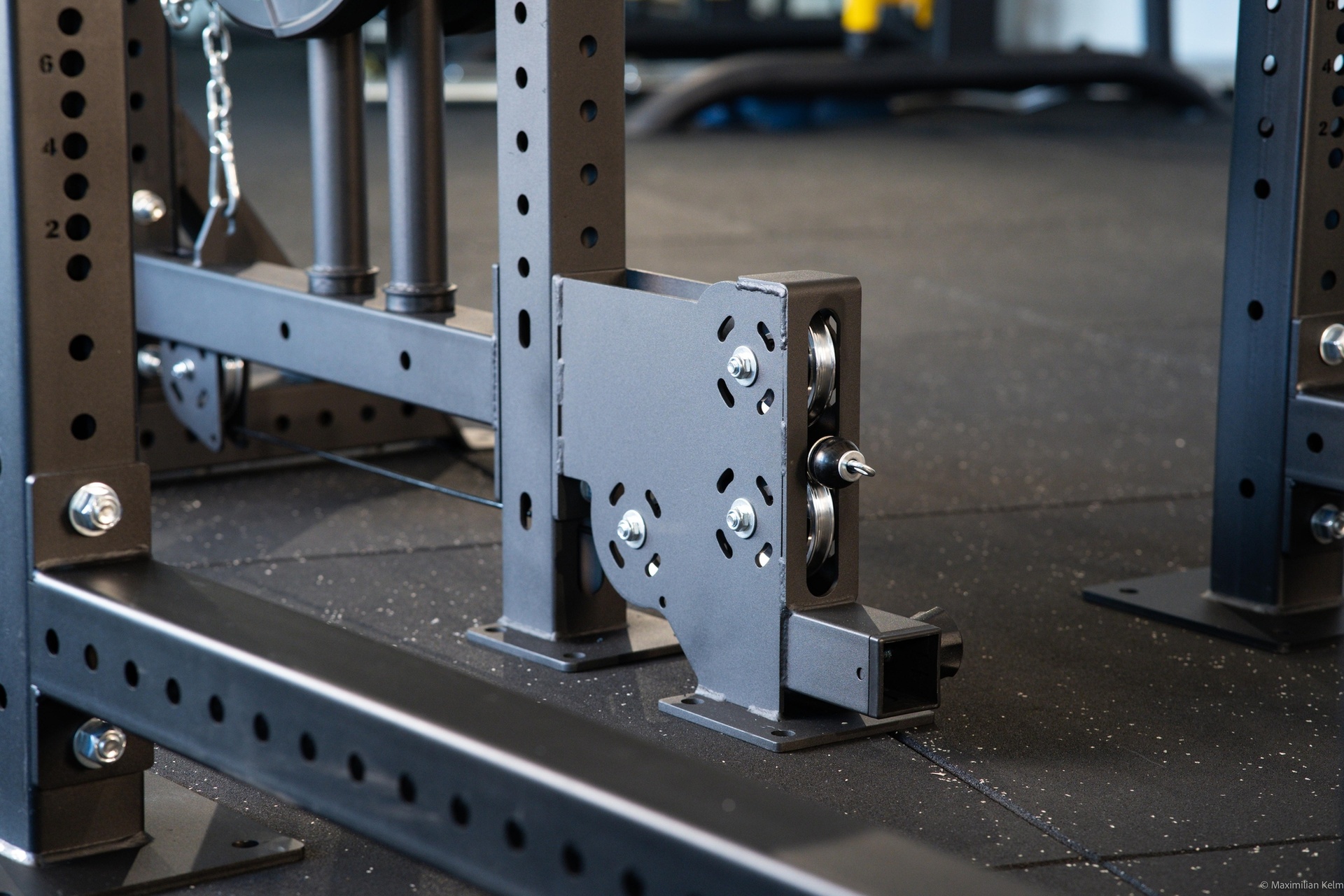 Latzugstation SQMIZE® PREMIUM BISON BDB-LA140