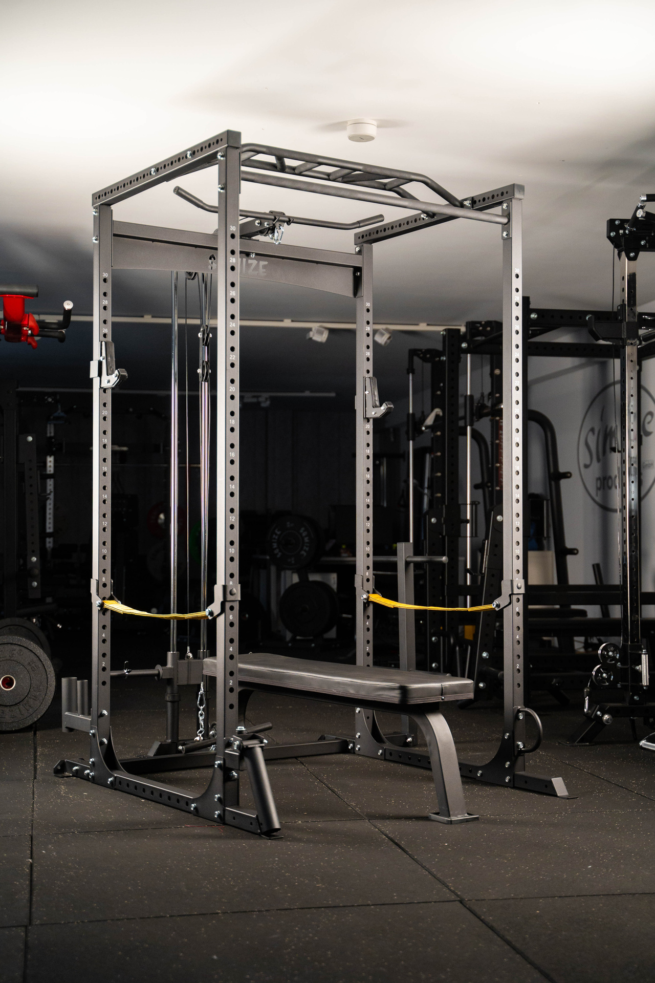 Power Rack SQMIZE® SQ7.04A, inkl. Latzugstation