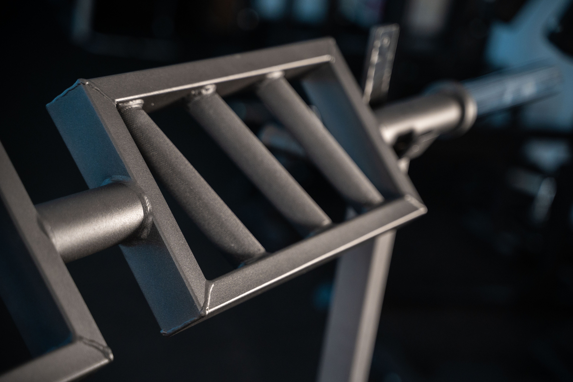 Rackable Olympia Football Bar SQMIZE® OB83 SWB-F MULTIGRIP