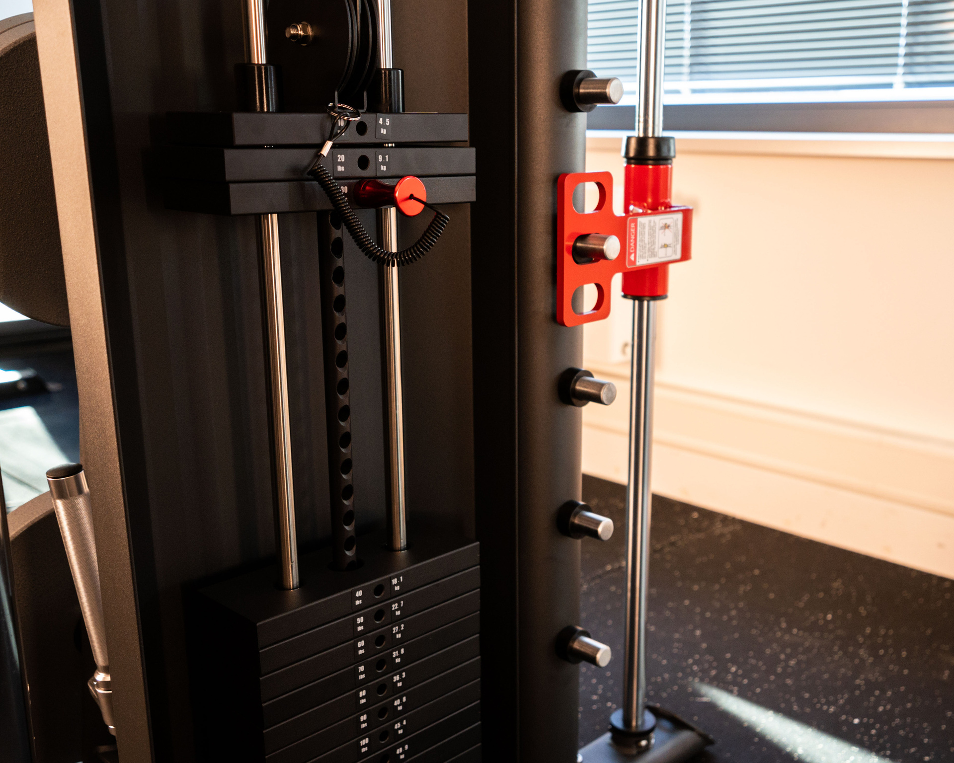 Multi Functional Gym SQMIZE® PREMIUM BISON SQ-S950 - REFURBISHED